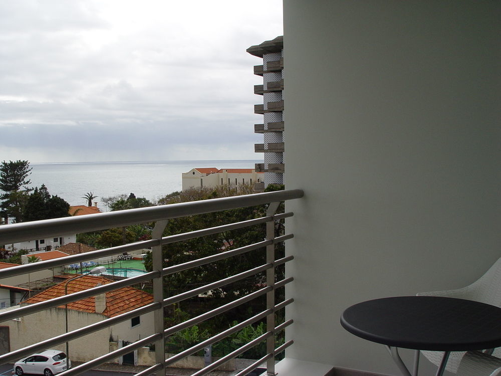 Apartamentos Atlantida Lido Funchal  Exterior photo